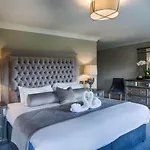 The Village Hotel, Bar And Restaurant 3* Bettystown