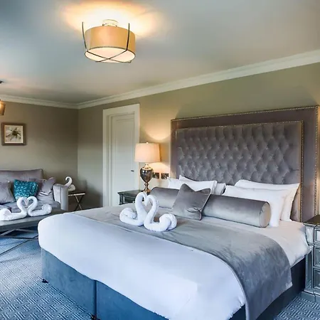 The Village Hotel, Bar And Restaurant Hotel Bettystown