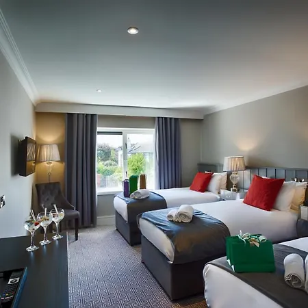 The Village Hotel, Bar And Restaurant Hotel Bettystown