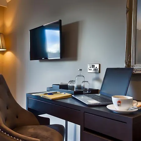 The Village Hotel, Bar And Restaurant Hotel Bettystown